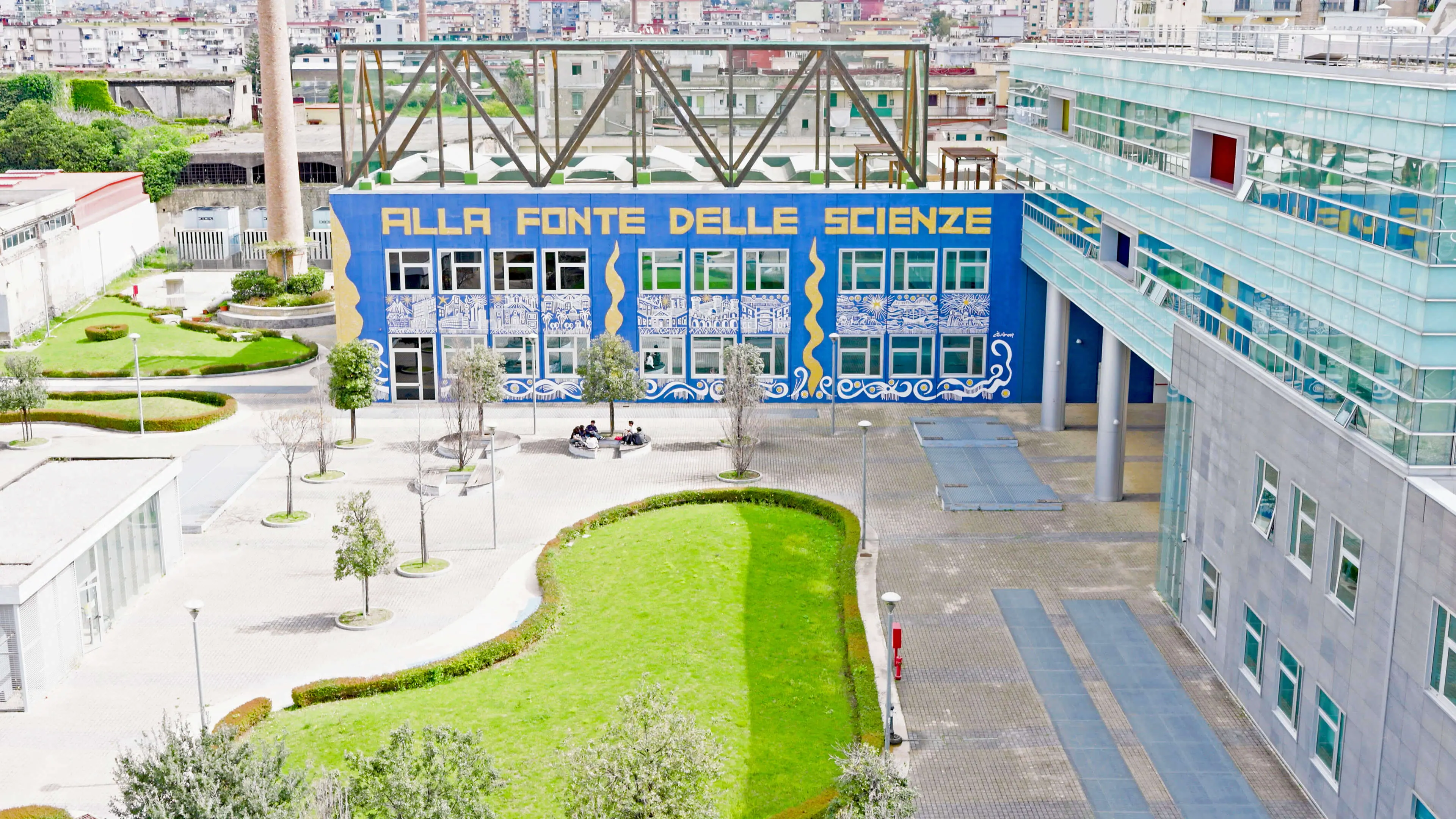 Leggi l'articolo EU Stories | Dalla produzione industriale a fucina di innovazione: come il Polo universitario della Federico II a San Giovanni a Teduccio ha acceso il futuro